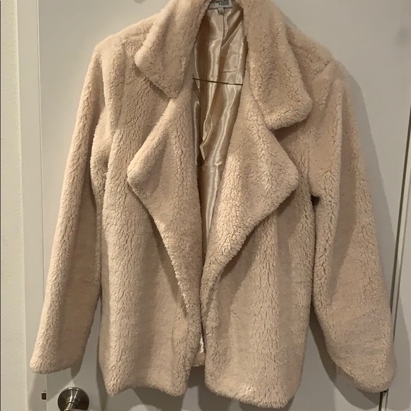 Warm fur jacket - Picture 1 of 2
